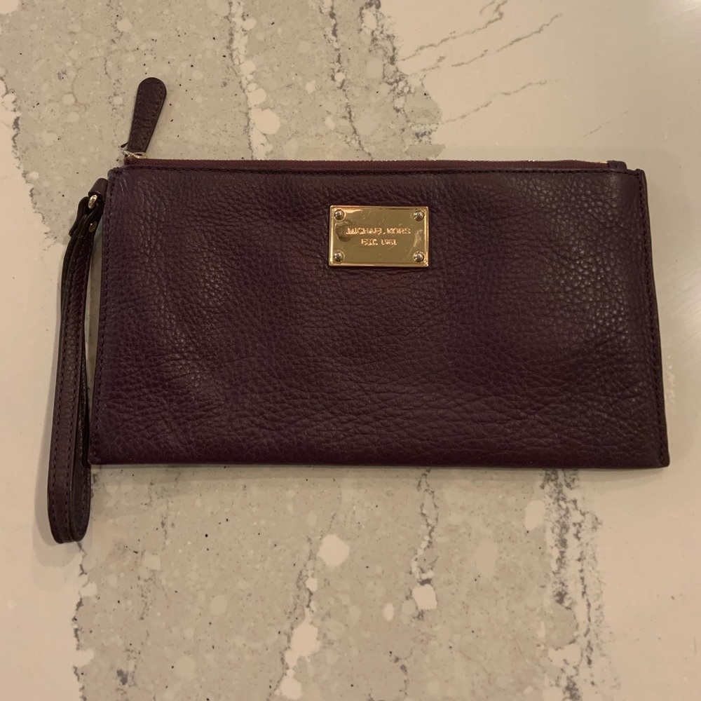 Michael Kors Wristlet